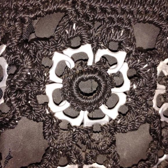 VINTAGE HAND CROCHETED POP TOP TOTE - Picture 8 of 11